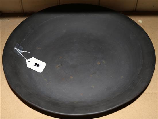 19C Wedgwood black basalt plain shallow circular bowl, Dia 16in (foot rim a.f)